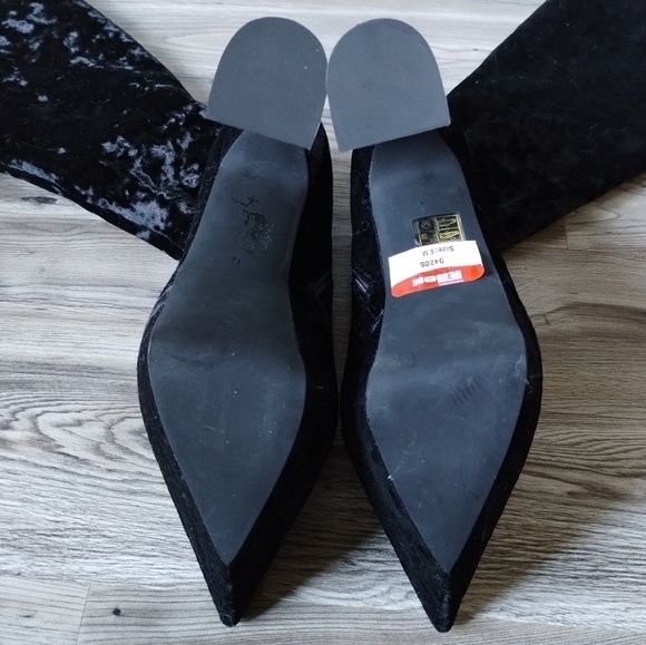 Jeffrey Campbell Shego Black Crushed Velvet Knee High Platform Boots size 6 - Picture 6 of 8